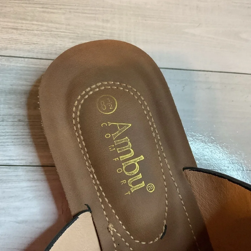 Eyelet slip on embellished Women's Black Sandals